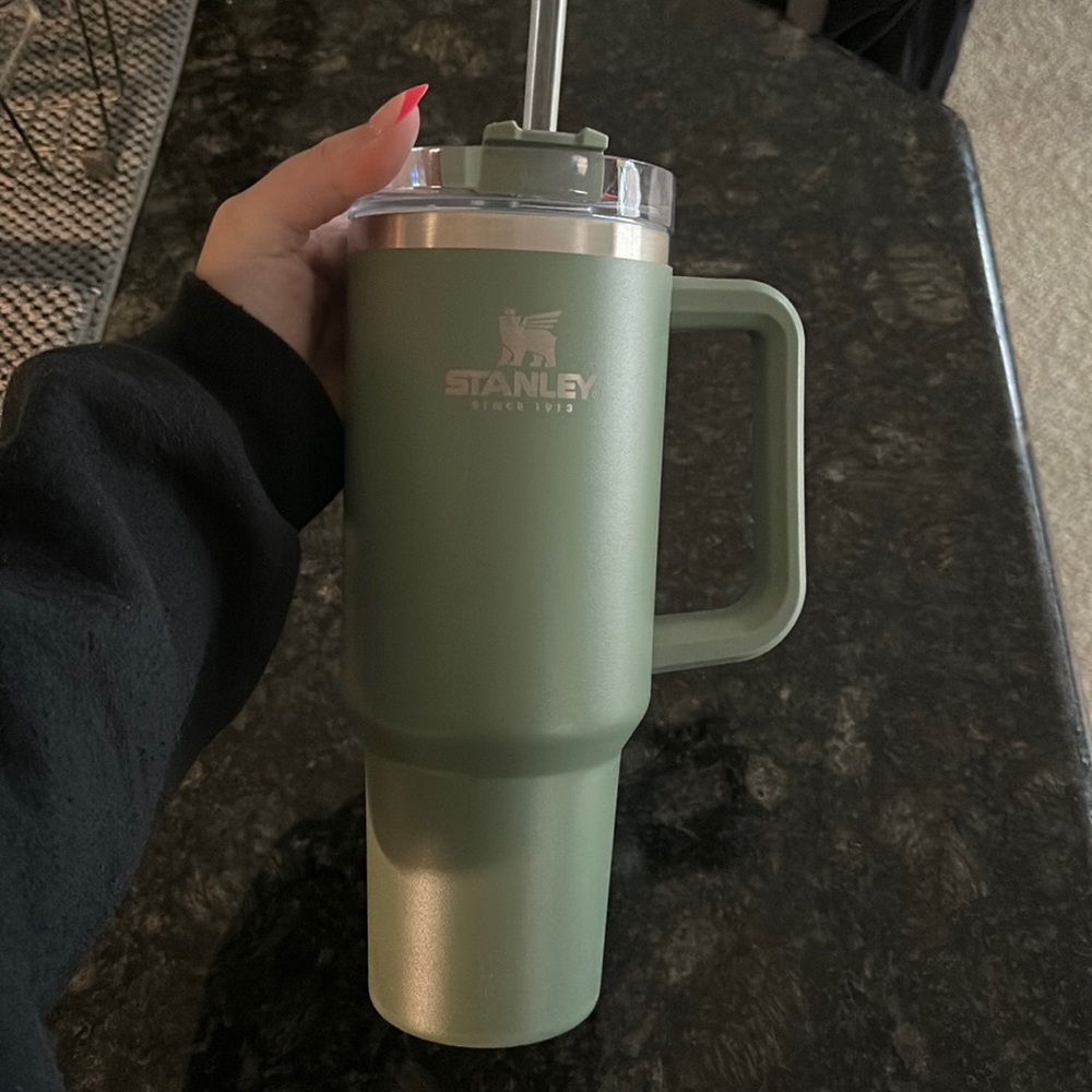 Stanley 40oz tumbler